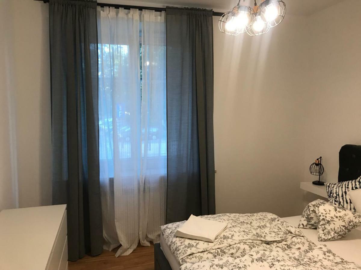 Ferienwohnung Stare Miasto Swietojerska 12 Warschau Exterior foto